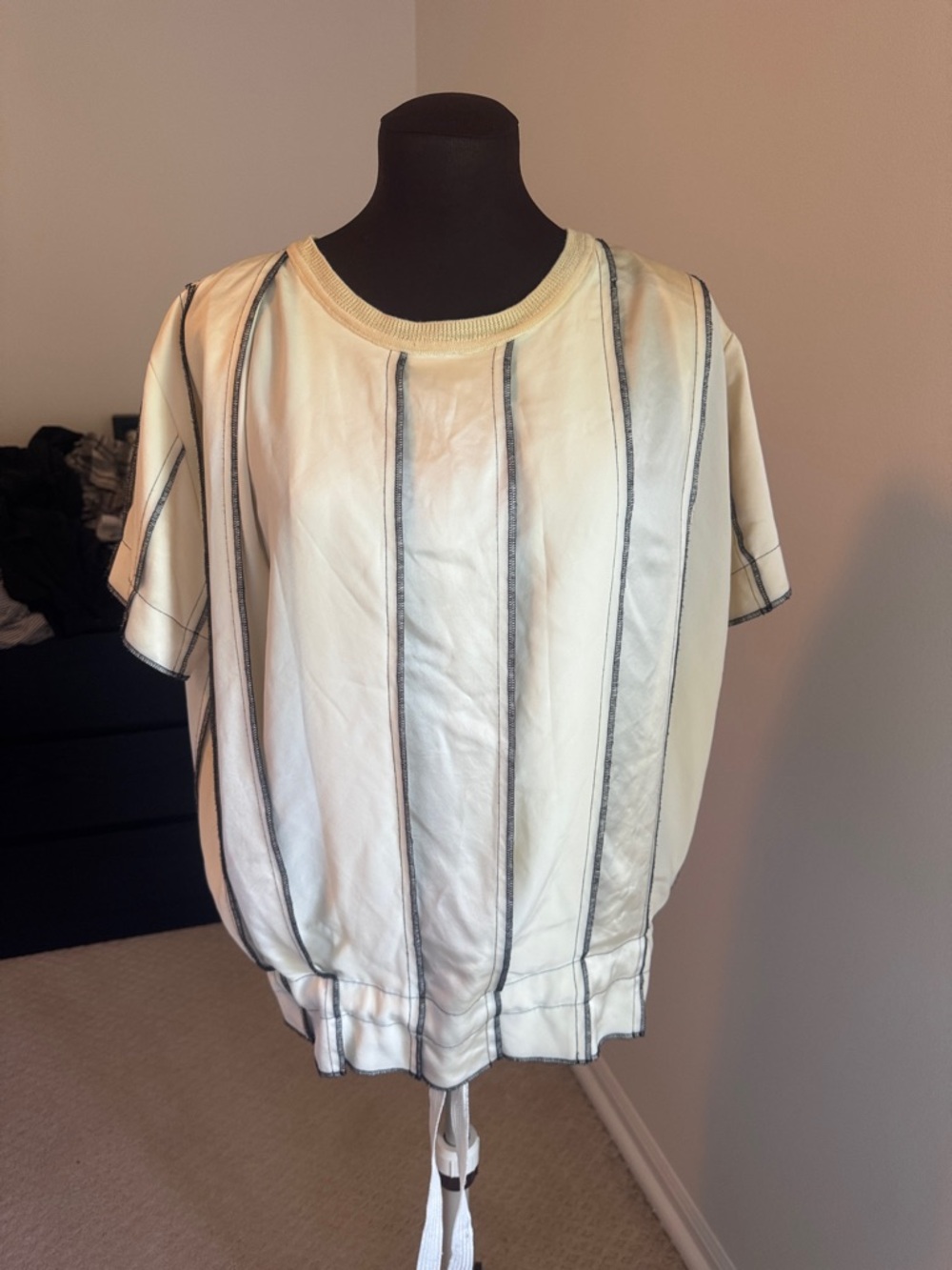 DKNY Vintage 90’s Y2K Satin Wool trim blouse size 2